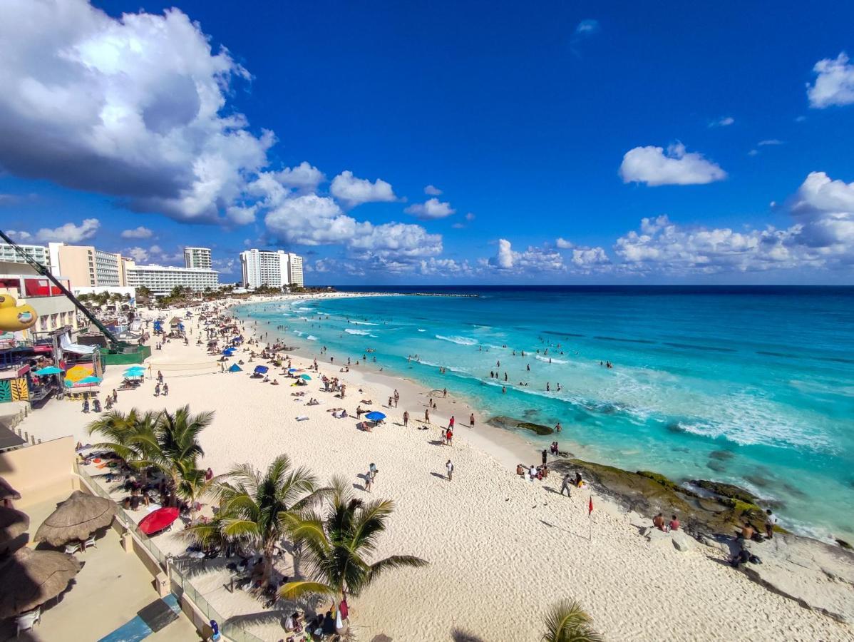 Paradise Beachfront & Nightlife Heart Cancún Eksteriør billede